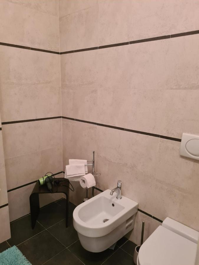 Piazza Italia Luxury Apartment 基安奇安诺泰尔梅 外观 照片