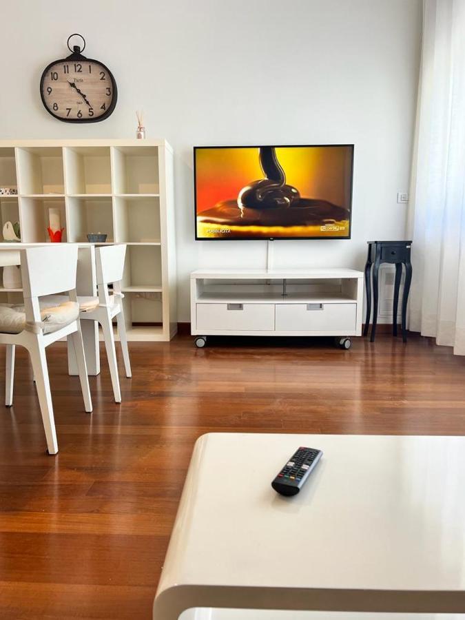 Piazza Italia Luxury Apartment 基安奇安诺泰尔梅 外观 照片