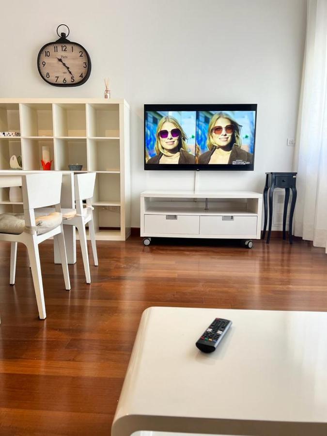 Piazza Italia Luxury Apartment 基安奇安诺泰尔梅 外观 照片