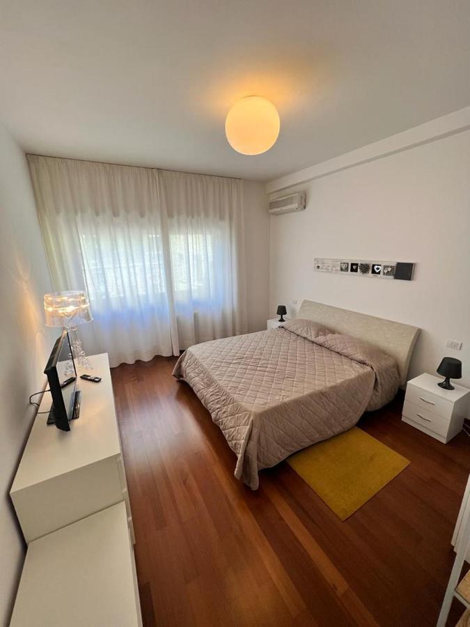 Piazza Italia Luxury Apartment 基安奇安诺泰尔梅 外观 照片