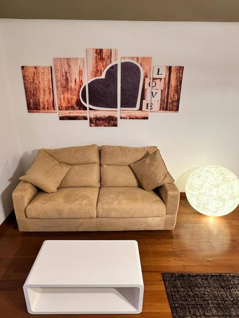 Piazza Italia Luxury Apartment 基安奇安诺泰尔梅 外观 照片